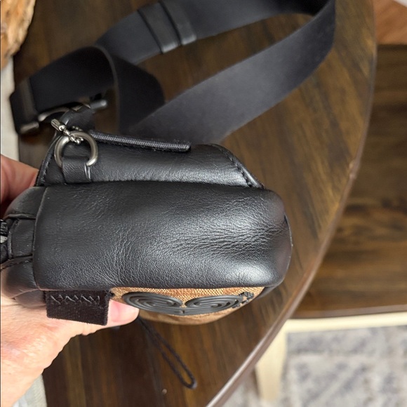 Coach Edge Belt Bag in signature coated canvas. - Picture 6 of 13